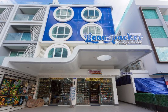 Một số khách sạn nổi tiếng ở bãi biển Patong Phuket, Thailand