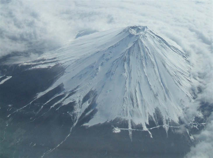 tìm hiểu về những ngọn núi lửa nguy hiểm nhất nhật bản