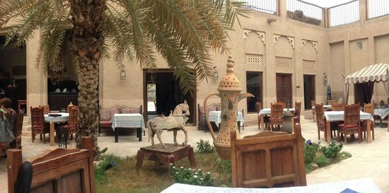 du lịch dubai khám phá khu phố cổ al bastakiya