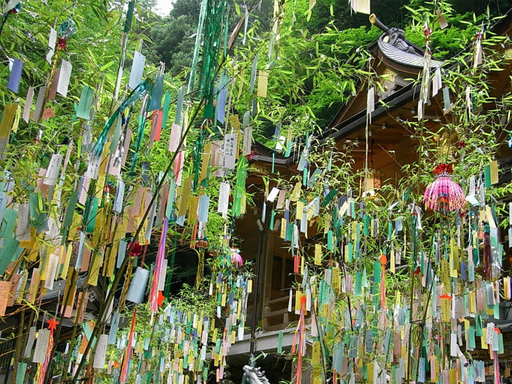đắm Chìm Trong Không Gian Lộng Lẫy Của Lễ Hội Tanabata ở Nhật Bản