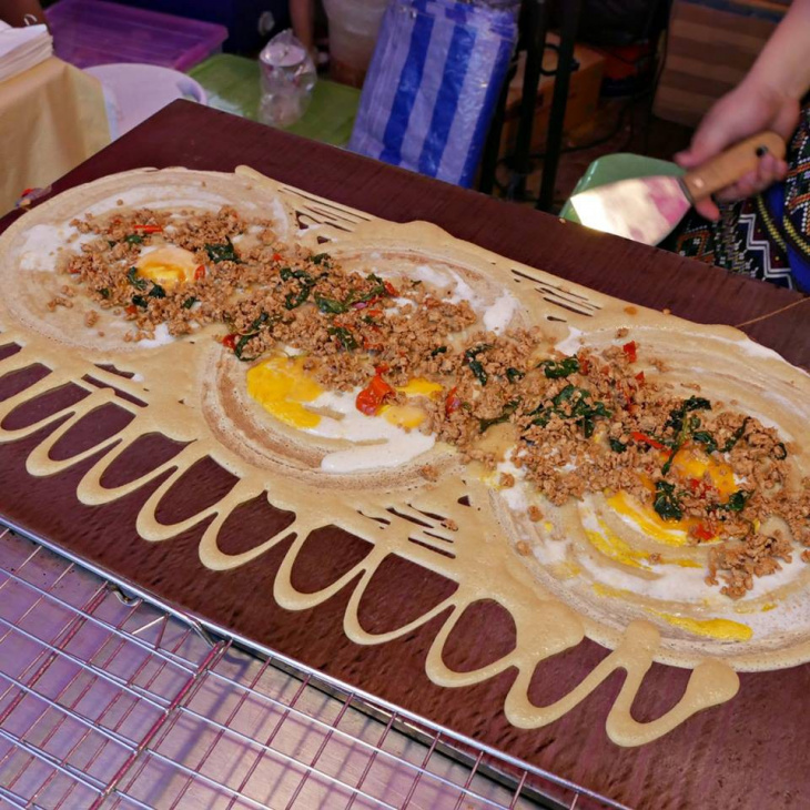 Không thể bỏ qua những chiếc bánh Kanom Tokyo hấp dẫn ở Thái Lan