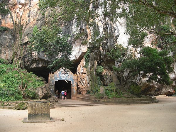 điểm đẹp, thái lan, chùa hang wat suwan kuha - điểm đến nổi tiếng ở thái lan