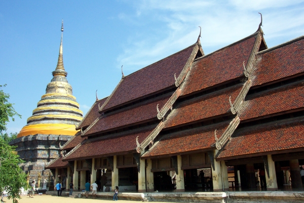 Lampang Luang - quần thể kiến trúc tôn giáo thú vị ở Thái Lan