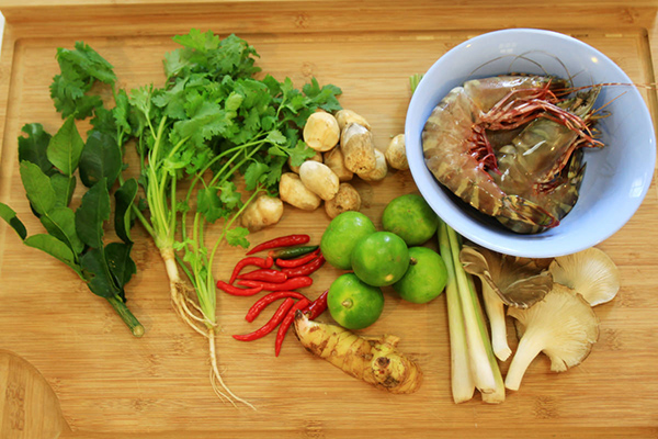 ẩm thực, thái lan, thưởng thức món canh tom yum nổi tiếng thái lan