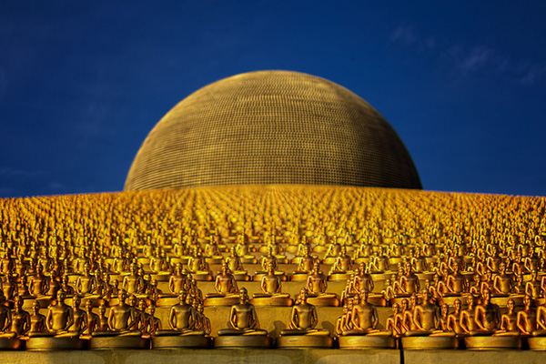 điểm đẹp, thái lan, vẻ đẹp nguy nga và tráng lệ của chùa wat phra dhammakaya ở thái lan