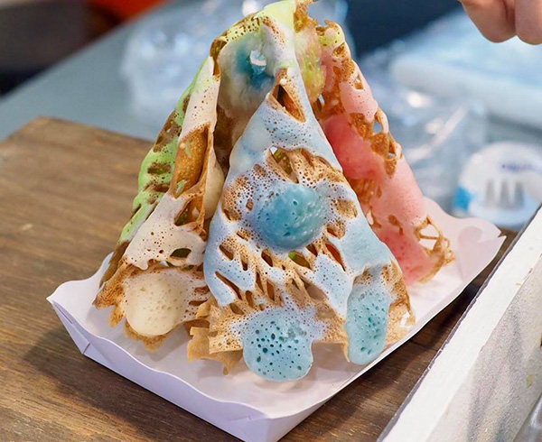 ẩm thực, thái lan, tokyo pancake - món bánh như một ngọn tháp đầy màu sắc ở thái lan
