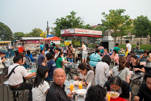 ẩm thực, thái lan, suki koka - quán ăn đường phố được ưa chuộng ở chiang mai, thái lan