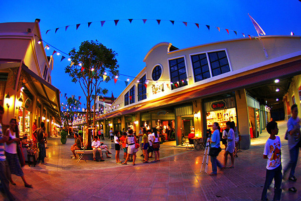 Asiatique The Riverfront - thiên đường mua sắm tại Thái Lan