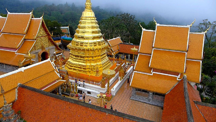 Du lịch Thái Lan thăm viếng Chùa Phrathat Doi Suthep linh thiêng