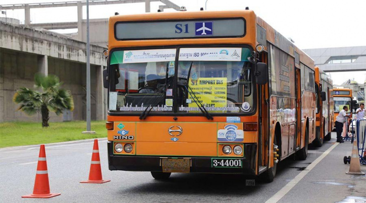 Kinh nghiệm bắt xe bus từ Sân bay Suvarnabhumi vào trung tâm Bangkok