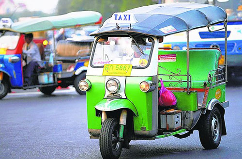 Kinh nghiệm du lịch Thái Lan bằng xe Tuk tuk