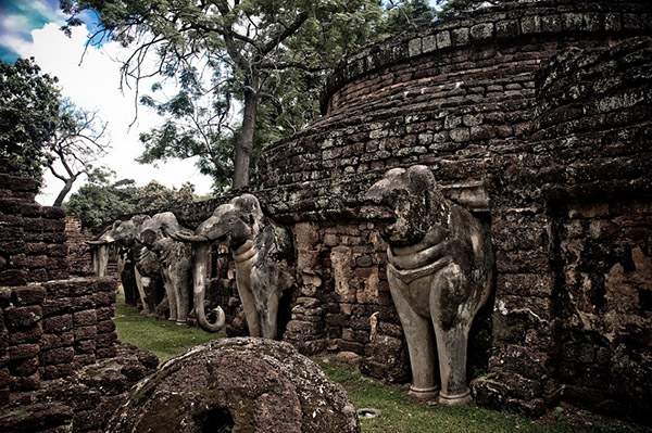Công viên lịch sử Kamphaeng Phet - điểm đến hấp dẫn ở Thái Lan