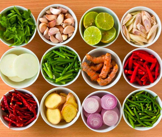 ẩm thực, thái lan, các loại gia vị và nước chấm được sử dụng phổ biến ở thái lan
