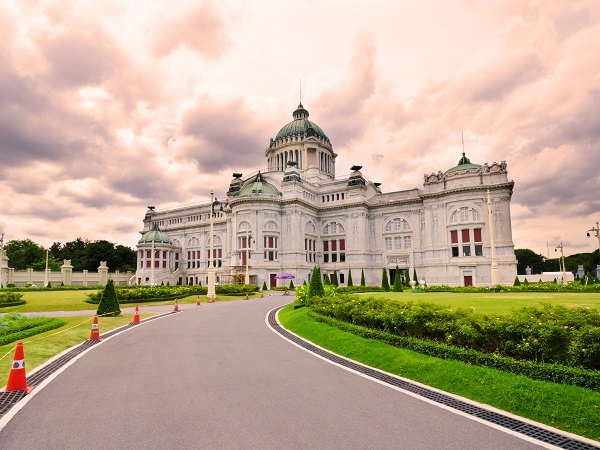 Du lịch Thái Lan hãy nhớ ghé thăm 4 cung điện mỹ lệ!
