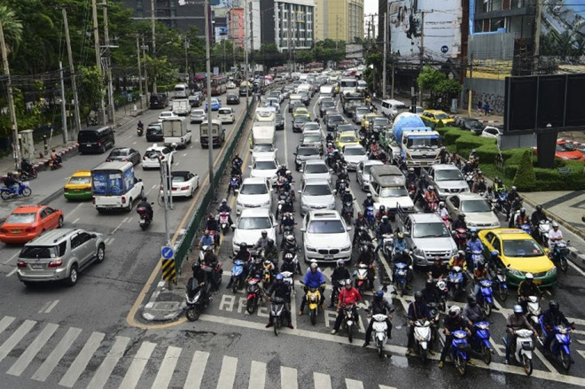 Thi bằng lái xe ở Thái Lan khó như thế nào?