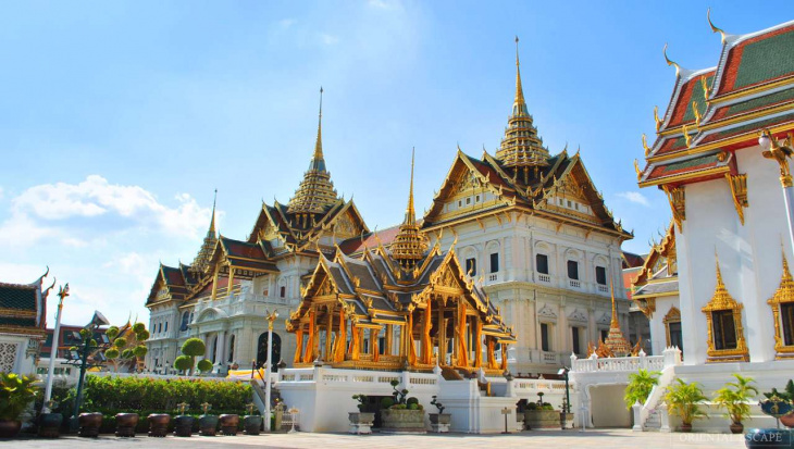 Thăm viếng Wat Pho cổ kính ở thủ đô Bangkok, Thái Lan