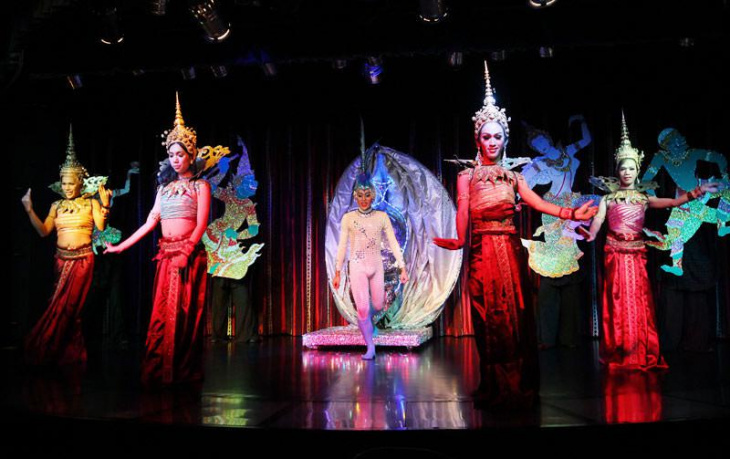 review show play house cabaret ở khách sạn shanghai mansion