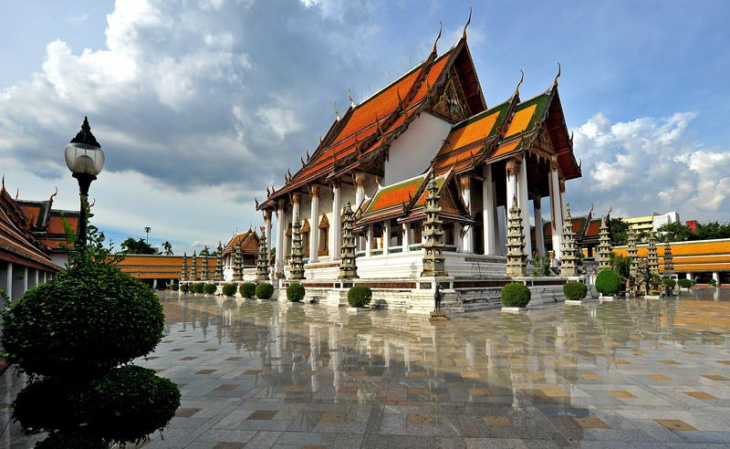 chùa wat suthat ở bangkok