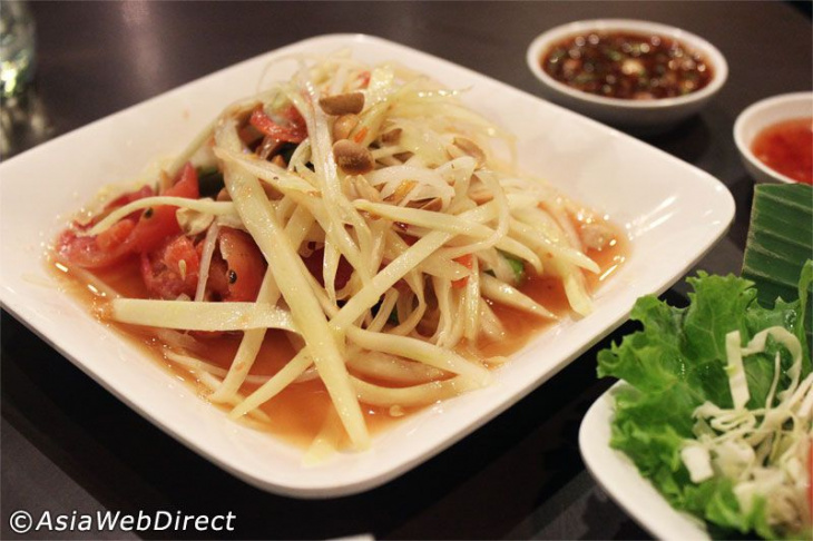 Nhà hàng Som Tam Nua nổi tiếng với món gỏi đu đủ Thái Lan
