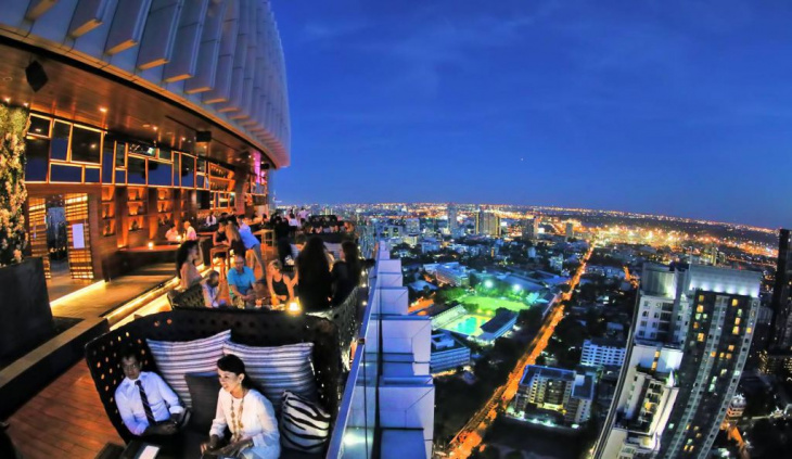 octave rooftop bar