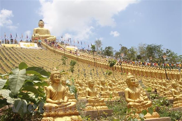 Chùa Putkiri - điểm du lịch tâm linh mới của Campuchia