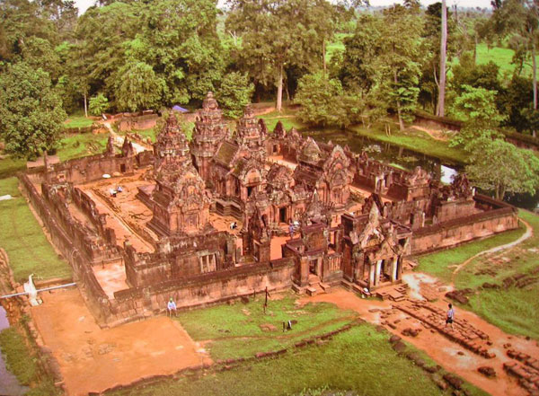 Khám phá Đền Banteay Srei khi du lịch Campuchia