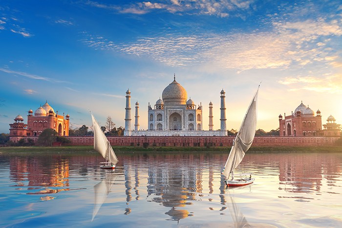 Đền Taj Mahal - Giọt nước mắt đọng trên má thời gian