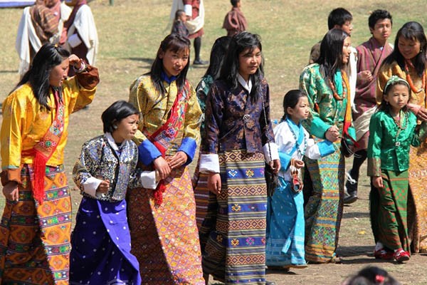 khám phá, trải nghiệm, độc đáo các loại trang phục truyền thống của người bhutan