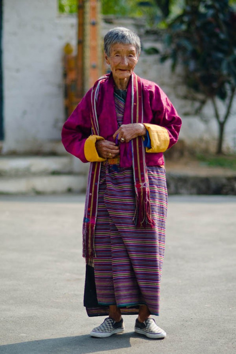 khám phá, trải nghiệm, độc đáo các loại trang phục truyền thống của người bhutan