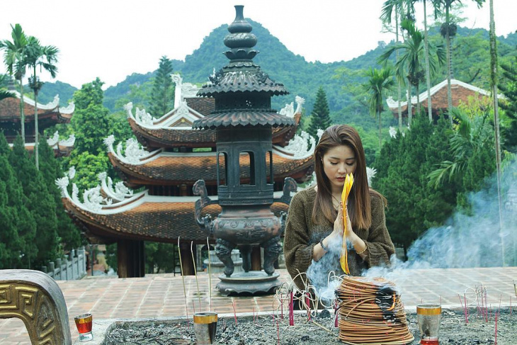 Mách bạn kinh nghiệm du lịch chùa Hương không bị “chặt chém” đầu năm
