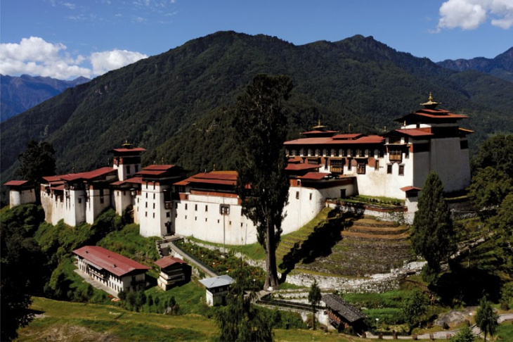 Ngẩn ngơ với vẻ đẹp kiến trúc Dzong của Bhutan