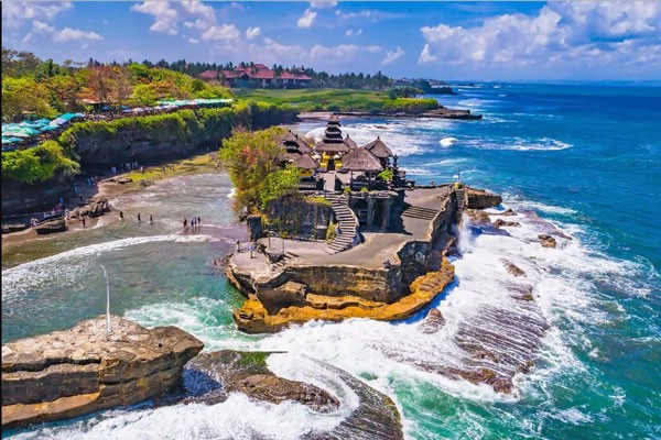 Du lịch Bali mùa xuân và chuyện về những tấm vé thông hành