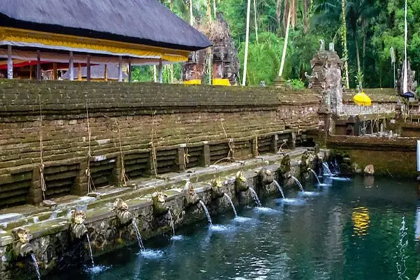 Tampak Siring – Ngôi đền suối thiêng nổi tiếng ở đảo Bali
