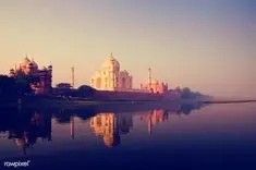 Đền Taj Mahal có phải nằm ở thành phố New Delhi không?