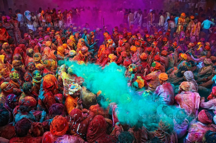 “Choáng ngợp” trước sắc màu lễ hội Holi Ấn Độ