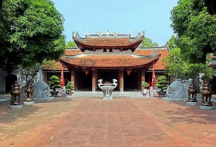 Ghé thăm Đền Đô nơi thờ 8 vị vua nhà Lý ( Bắc Ninh )