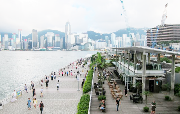 Tsim Sha Tsui - con đường đi bộ đẹp nhất thế giới ở Hồng Kông