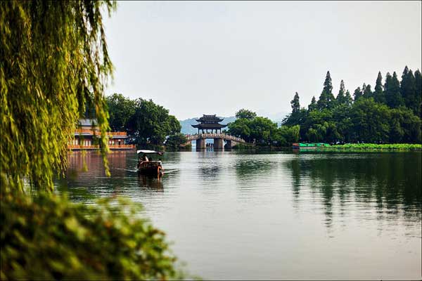 Tây Hồ - “thiên đường giữa chốn nhân gian” tại Trung Quốc