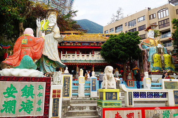 Miếu Huỳnh Đại Tiên - biểu tượng tín ngưỡng của người Hồng Kông