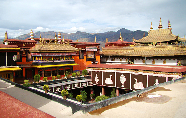 Đại Chiêu Tự ngôi chùa theo Phật giáo Mật Tông ở Tây Tạng