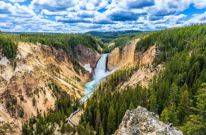 Chinh phục những thác nước ở Vườn quốc gia Yellowstone ngoạn mục nhất