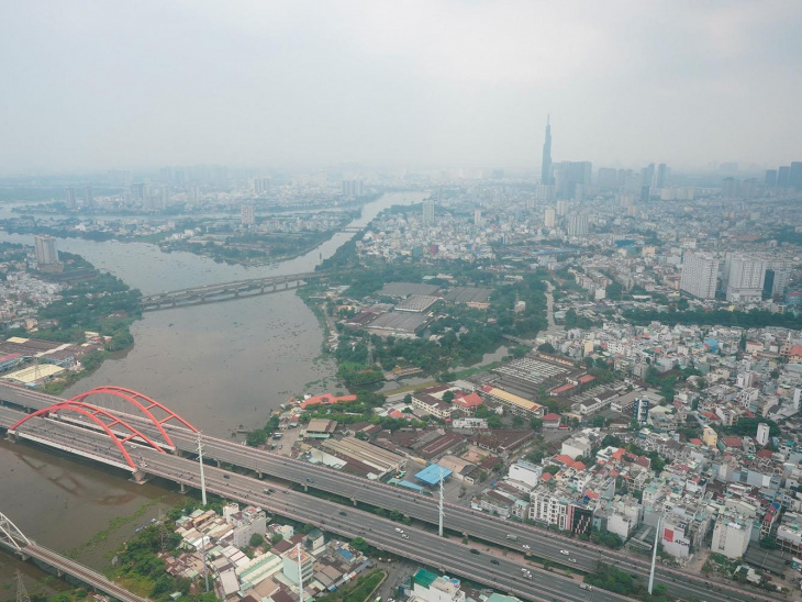 Trải nghiệm trực thăng cực chill ngắm Sài Gòn từ trên cao, Khám Phá
