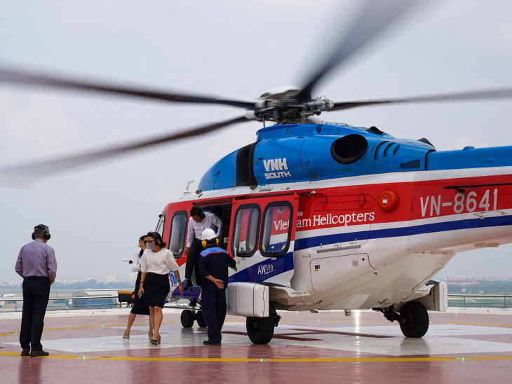Trải nghiệm trực thăng cực chill ngắm Sài Gòn từ trên cao, Khám Phá