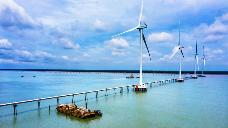 Điện gió duyên hải Trà Vinh có gì mà nổi tiếng? (2022)