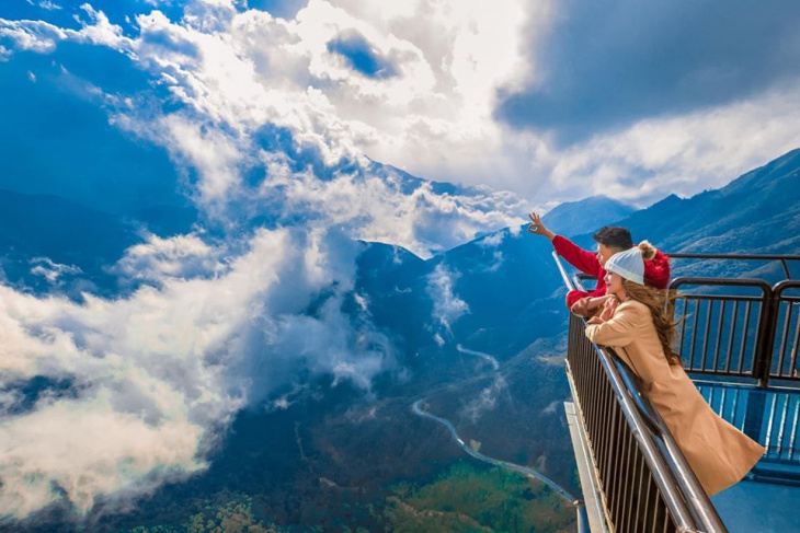 nghỉ dưỡng, review cầu kính sapa – chiếc cầu cao nhất việt nam