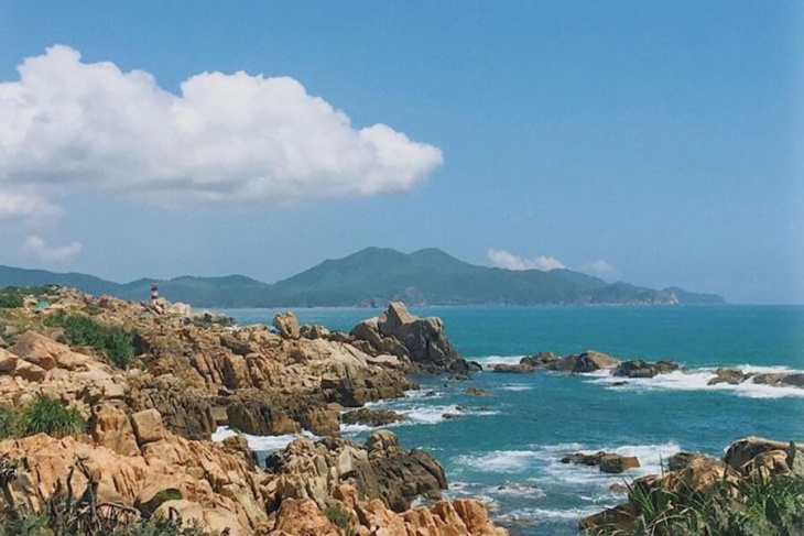 Review bán đảo Đầm Môn Nha Trang thu hút khách du lịch