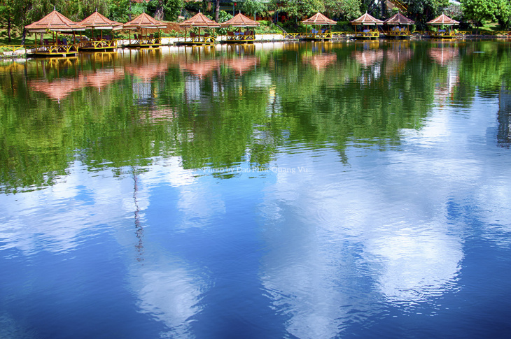 Công viên Diên Hồng và hồ Đức An thơ mộng giữa lòng phố núi