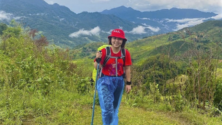 Cô gái đam mê trekking chinh phục nhiều đỉnh núi cao