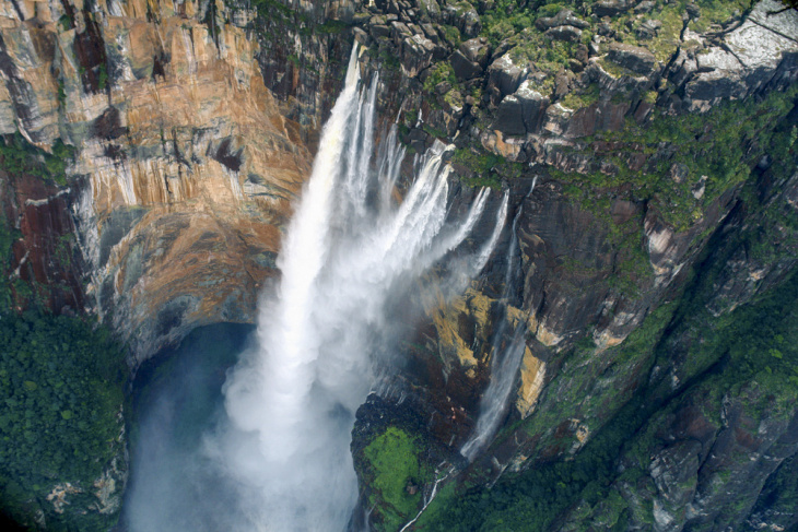 thác salto angel mãn nhãn với ngọn thác cao nhất thế giới