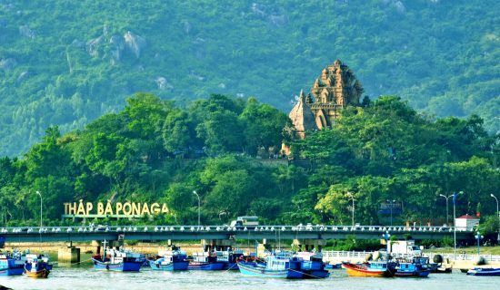 Kinh nghiệm du lịch Tháp Bà Nha Trang (Ponagar) từ A-Z